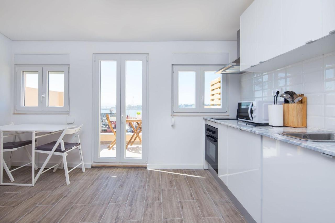 Designer Flats In Lapa By Lovelystay Lisboa Εξωτερικό φωτογραφία